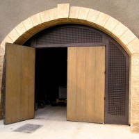 exterior-door-swinging-15